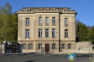 Vila Franze Petschka (Exteriér)