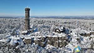 Rozhledna a penzion Děčínský Sněžník (Exteriér)
