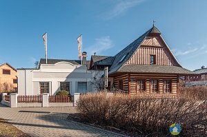 Velebný & Fam - vyšívání (Exteriér), autor: Radomír Kočí, datum: 13.2.2022