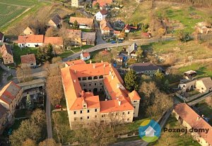 Zámek Encovany (Exteriér), autor: volynaci.cz