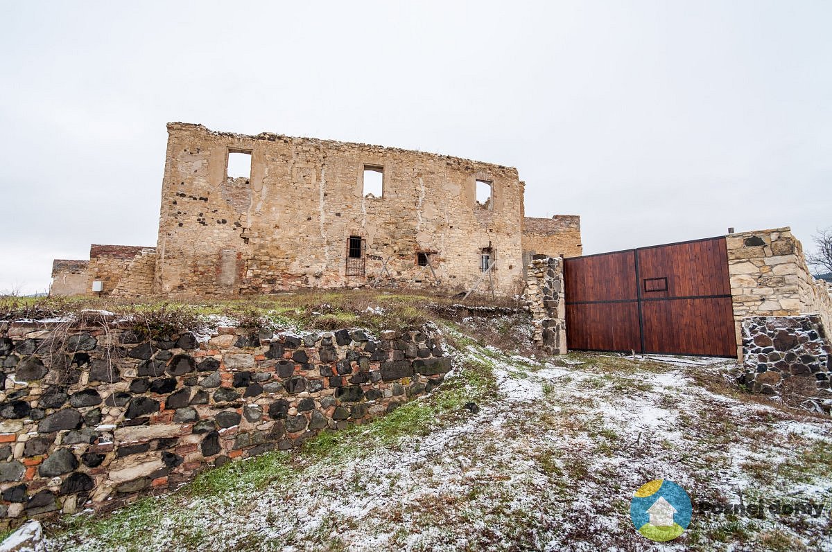 Zámek Libčeves (Exteriér), autor: Radomír Kočí, datum: 30.12.2017