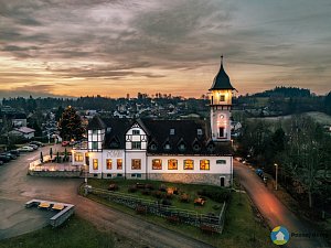 Hotel Petřín Jablonec nad Nisou (Exteriér), autor: FB Hotel a restaurace Petřín