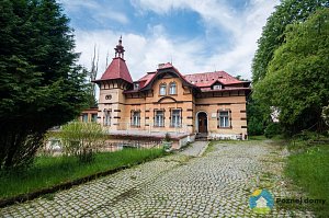 Zahnova vila (penzion Tavba) (Exteriér), autor: Radomír Kočí, datum: 1.6.2016