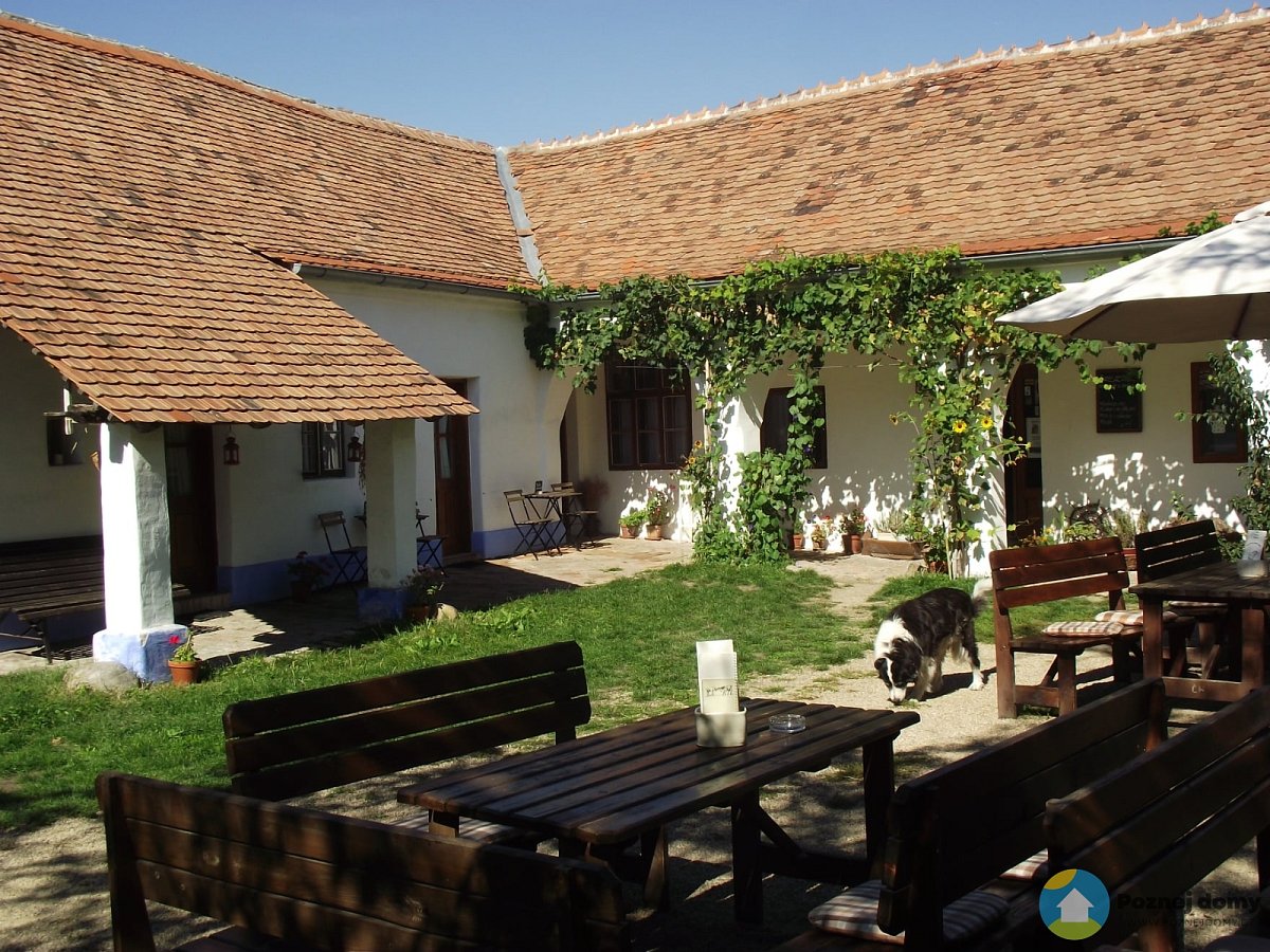 Jáňův dvůr (Exteriér), autor: https://www.januvdvur.cz/