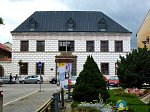 Luteránské gymnázium Velké Meziříčí (Exteriér), autor: Autor: Miroslava Zajícová – Vlastní dílo, CC BY-SA 3.0, https://commons.wikimedia.org/w/index.php?curid=30077073
