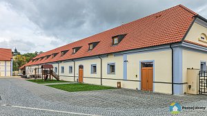 Dvůr Všerad (Exteriér), autor: Radomír Kočí, datum: 9.10.2025