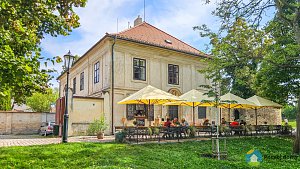 Staré děkanství a Bazilika sv. Vavřince (Exteriér), autor: Radomír Kočí, datum: 9.9.2025