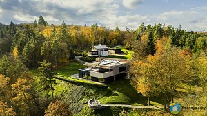 Vila s chatou Jana Masaryka (Exteriér), autor: sothebysrealty.cz