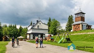 Kamenná chata v Dolní Lomné (Exteriér), autor: pragmoon.cz