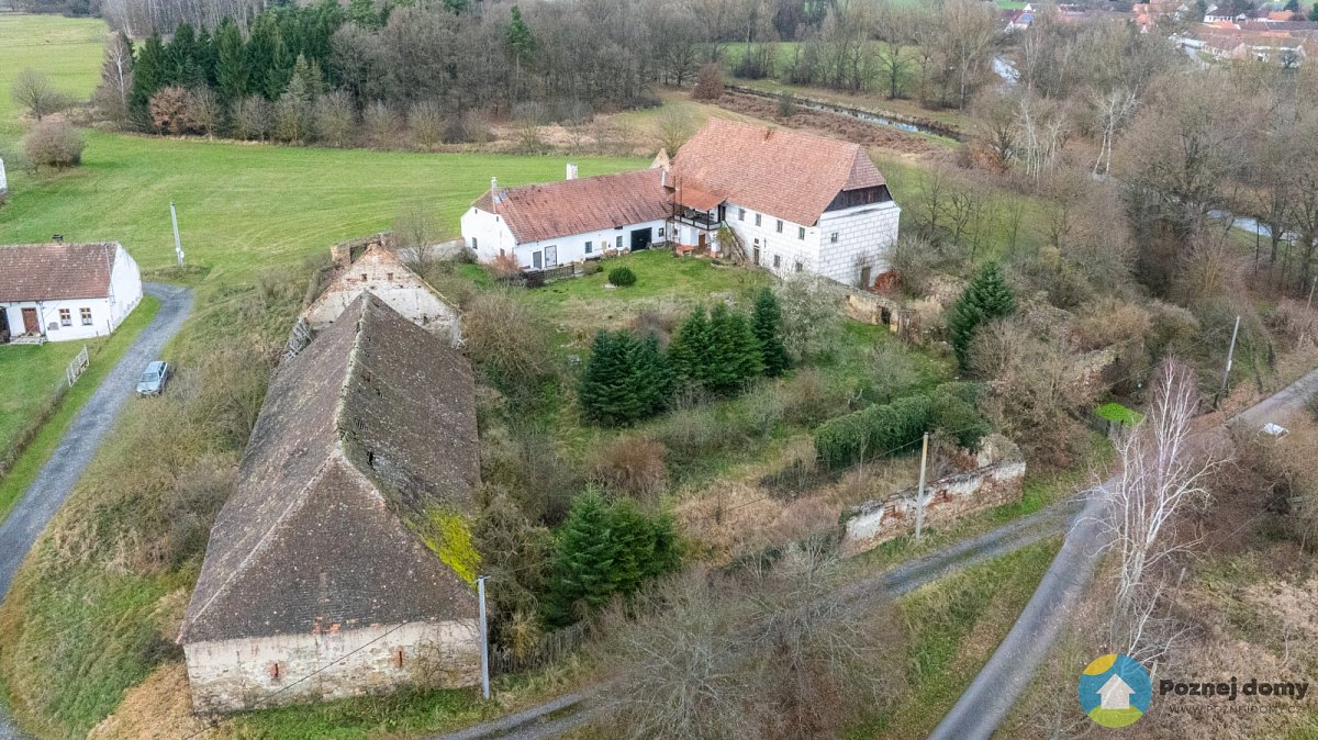 Tvrz Klokočín (Exteriér), autor: Radomír Kočí, datum: 20.11.2025