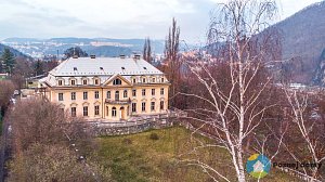 Schichtova vila - Ústí nad Labem (Exteriér), autor: Radomír Kočí, datum: 2.12.2020