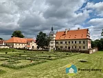 Zámek Červené Poříčí (Exteriér), autor: zamek-cerveneporici.cz