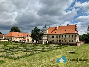 Zámek Červené Poříčí (Exteriér), autor: zamek-cerveneporici.cz