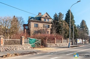 Stará Brožkova vila (Exteriér), autor: Radomír Kočí, datum: 13.2.2022