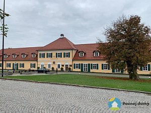 Zámek Zbraslavice - Ostrov (Exteriér), autor: https://www.zamekostrov.cz/