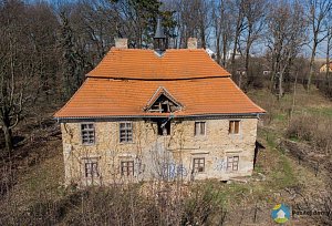 Zámek Čertousy (Exteriér), autor: Radomír Kočí, datum: 21.3.2019