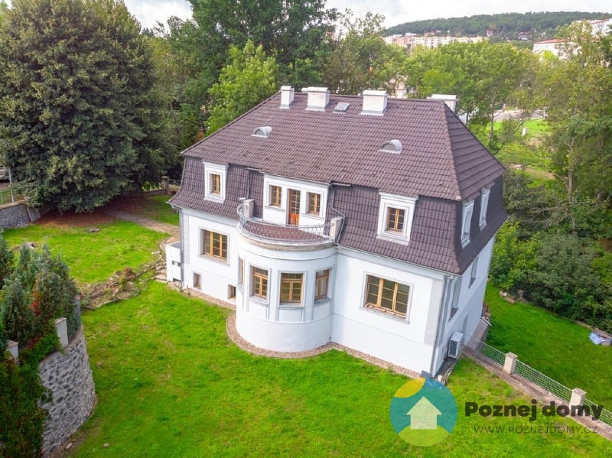 Vila Josefa Tronka (Exteriér), autor: karlakyliskova.cz