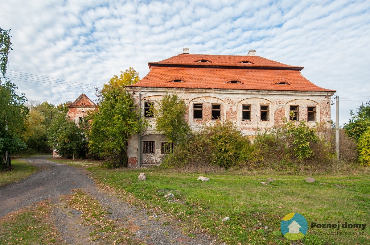 Zámek Skytaly (Exteriér), autor: Radomír Kočí, datum: 6.10.2018