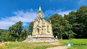 Riedlova hrobka (Exteriér), autor: Radomír Kočí, datum: 28.8.2020