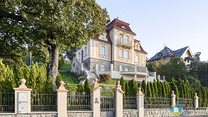 Vila Františka a Heleny Stuchlíkových (Exteriér), autor: sothebysrealty.cz, datum: 2025